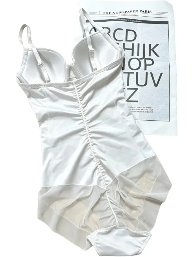 Currero Bodysuit Dames - Shapewear - Bodystocking - Corrigerende Body - Ingebouwde BH - Vormgevend & Afslankend Effect - Wit