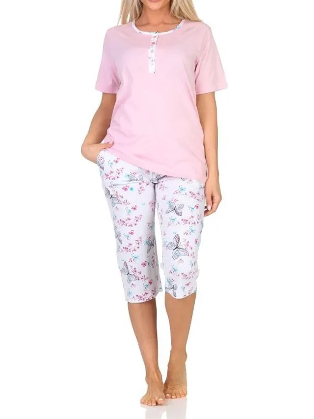 Normann capri damespyjama met korte mouwen en capri pyjamabroek in Floral Allover Print rosa