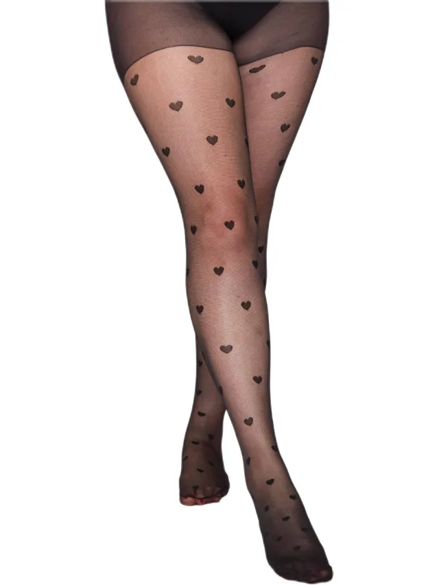 Pamela Mann plus size panty met hartjesprint 30 denier zwart