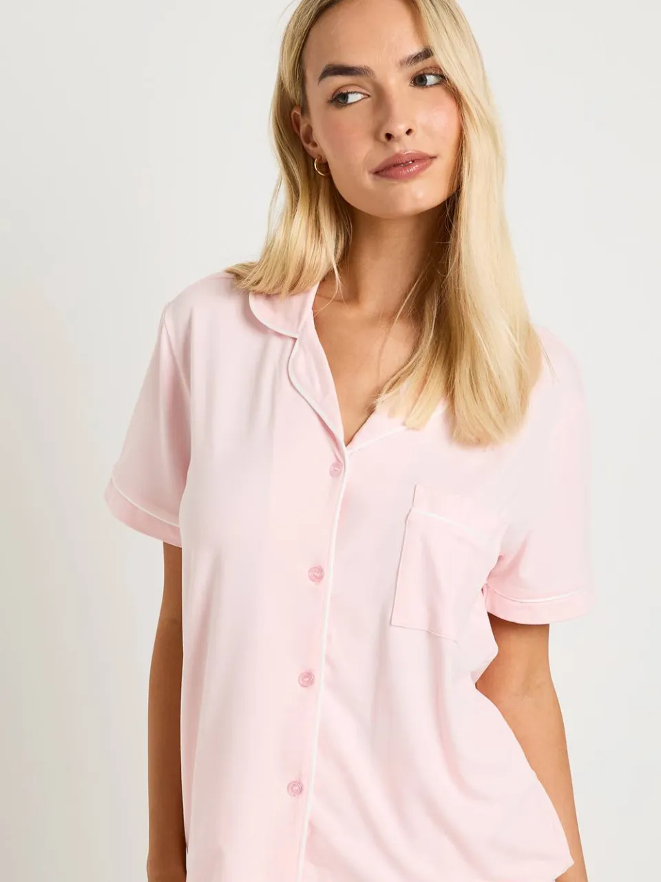 boohoo Dames Jersey Pyjama Set met Biesdetails - Korte Mouwen Shirt & Short roze, foto 4