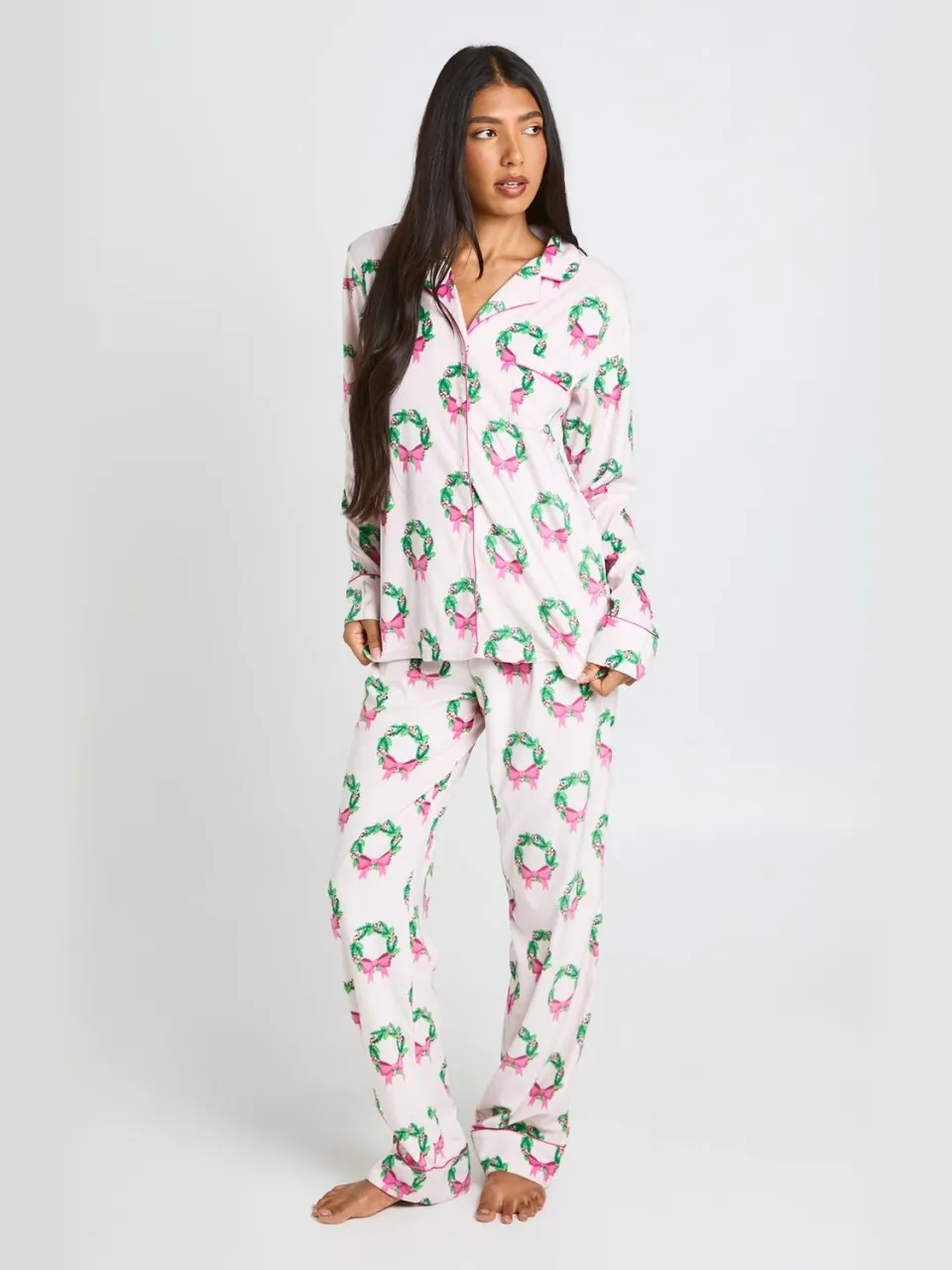 boohoo Dames Tall Super Zachte Krans Print Lange Mouw Top & Broek Pyjama Set lichtroze, foto 2