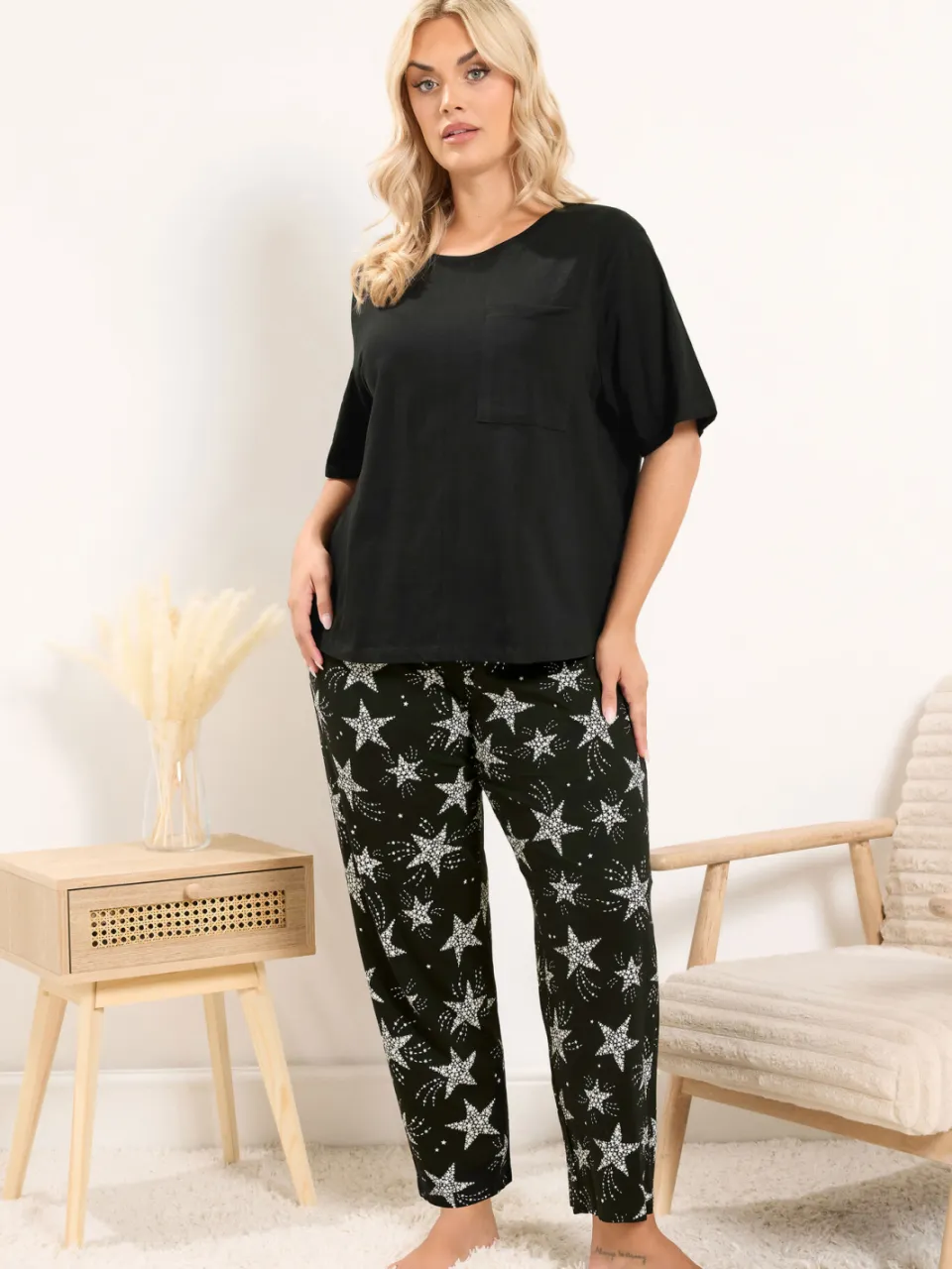 Yours Curve Pyjama Met Ster En Wijde Pijpen In Zwart-42 Black