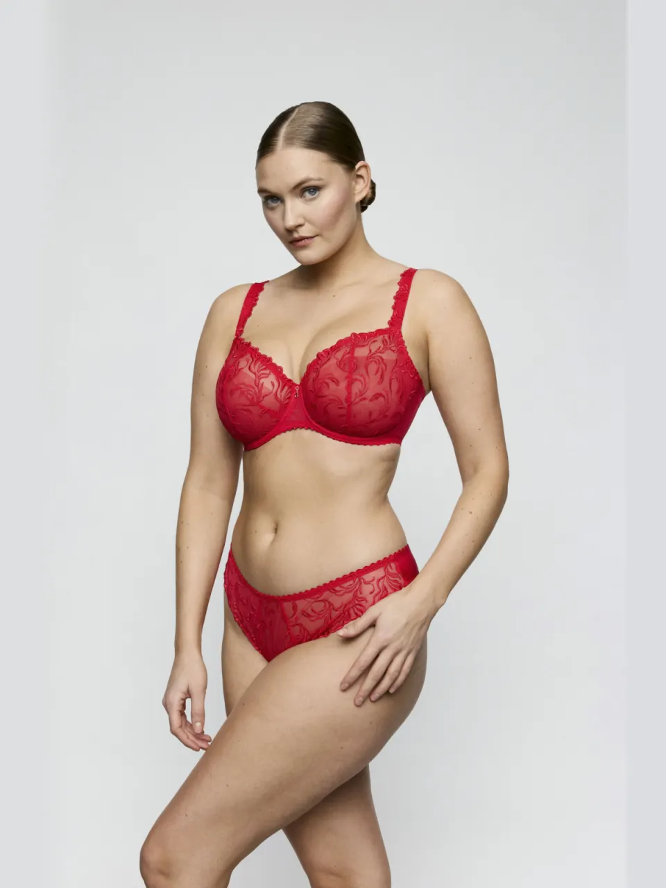PrimaDonna Solisse string rood, foto 5