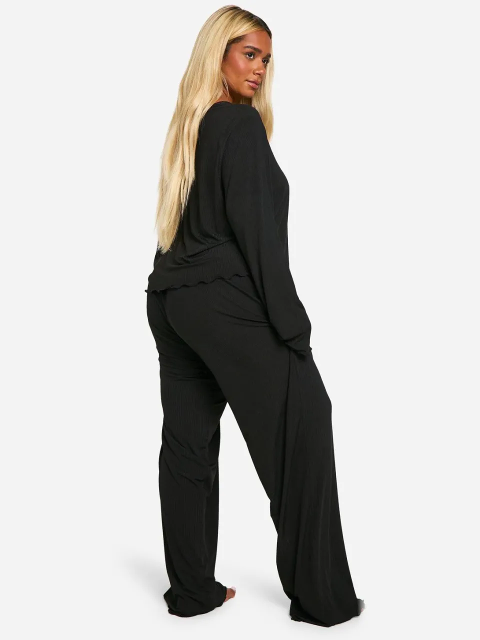 boohoo Dames Plus Getextureerde Lettuce Hem Broek Pyjama Set zwart, foto 2