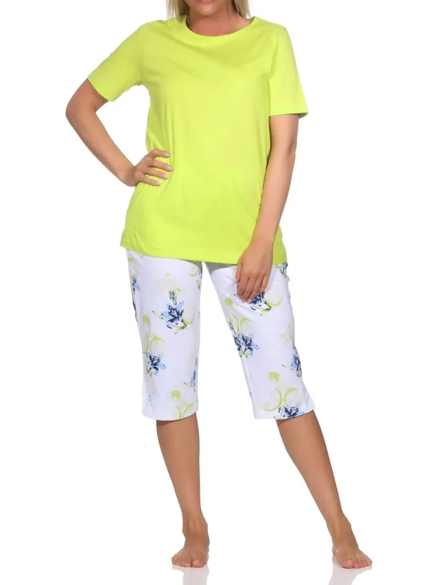Normann damespyjama met korte mouwen, capri broek met bloemenprint - ook in grote maten grün