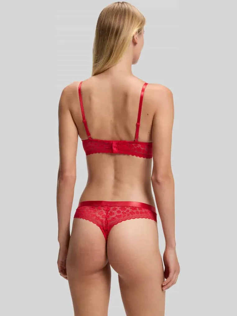 Hugo String met tere kanten voorkant rood, foto 3