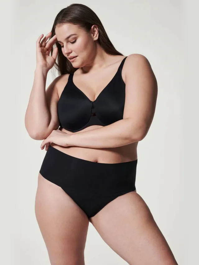 SPANX SPANXsupersmooth™ Undie-tectable seamless licht corrigerende string zwart, foto 2