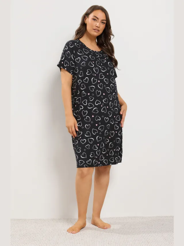 Yours Curve Nachtjapon Met Hartprint En Knoopsluiting In Zwart-44 Black