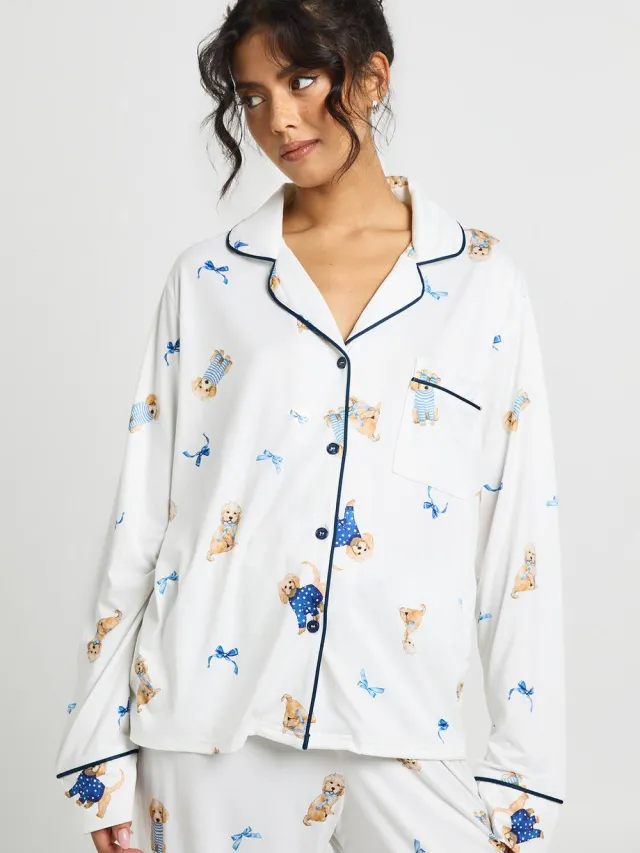 boohoo Dames Puppy Strik Print Lange Mouw Shirt & Broek 3-Delige Pyjama Set Wit