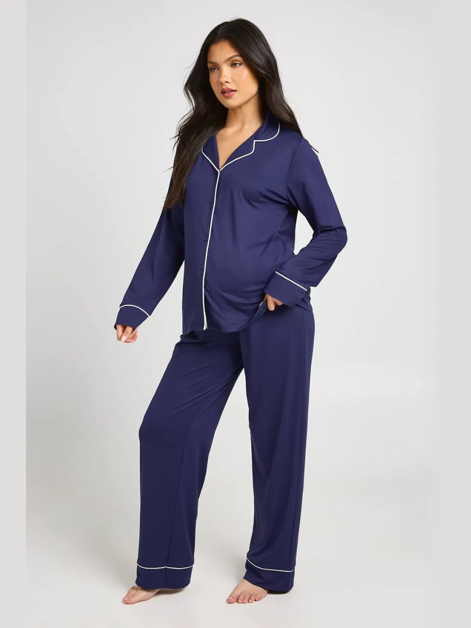 boohoo Dames Zwangerschaps Pyjama Set Met Paspeldetail, Shirt Met Lange Mouwen & Broek marineblauw, foto 2