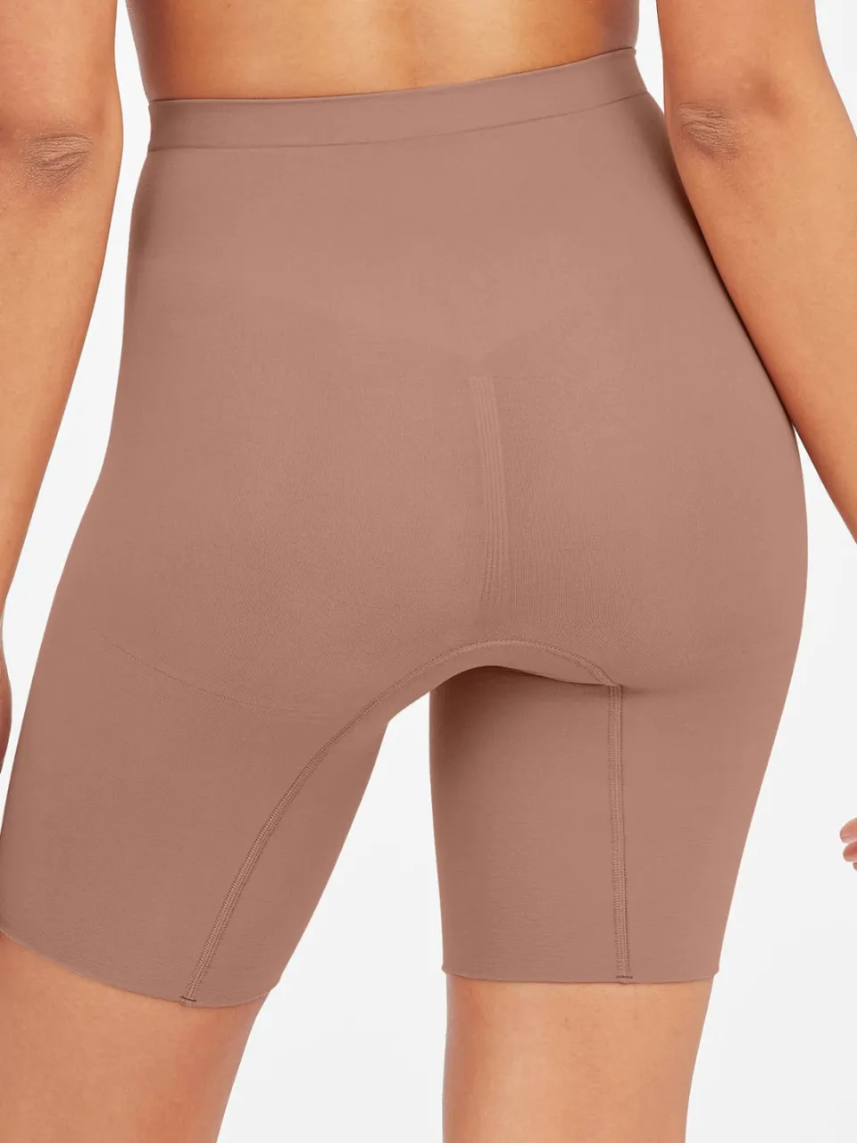 Spanx SPANXsculpt™ Seamless Power seamless sterk corrigerende short donkerbeige, foto 3