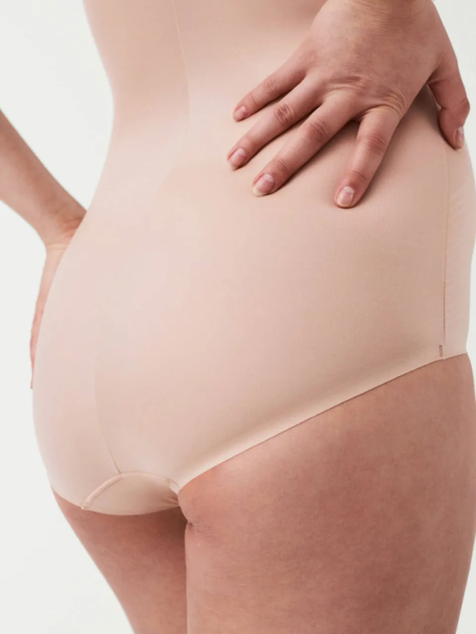 SPANX SPANXshape™ Invisible seamless medium corrigerende Tank Panty body beige, foto 6