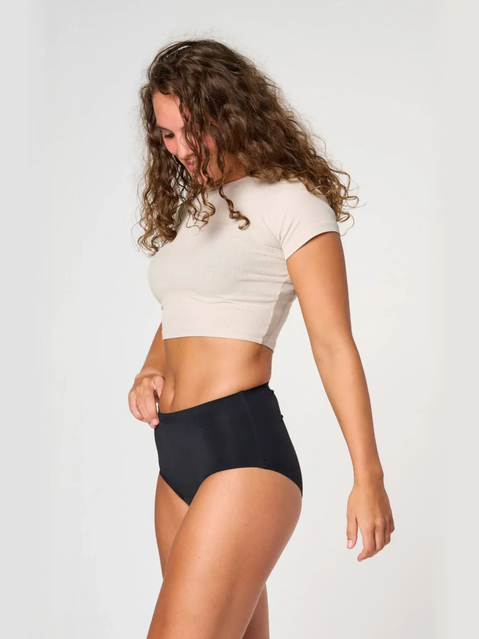 Moodies Undies medium/sterk absorberende seamless high waist menstruatieslip zwart, foto 5