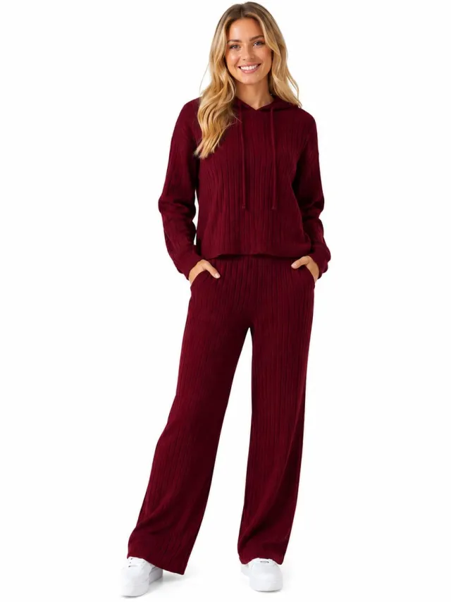 RedParrot Lounge Set Cozy - Chill - Pak - Ribstof - Kleding - Dames - Capuchon Bordeaux Rood