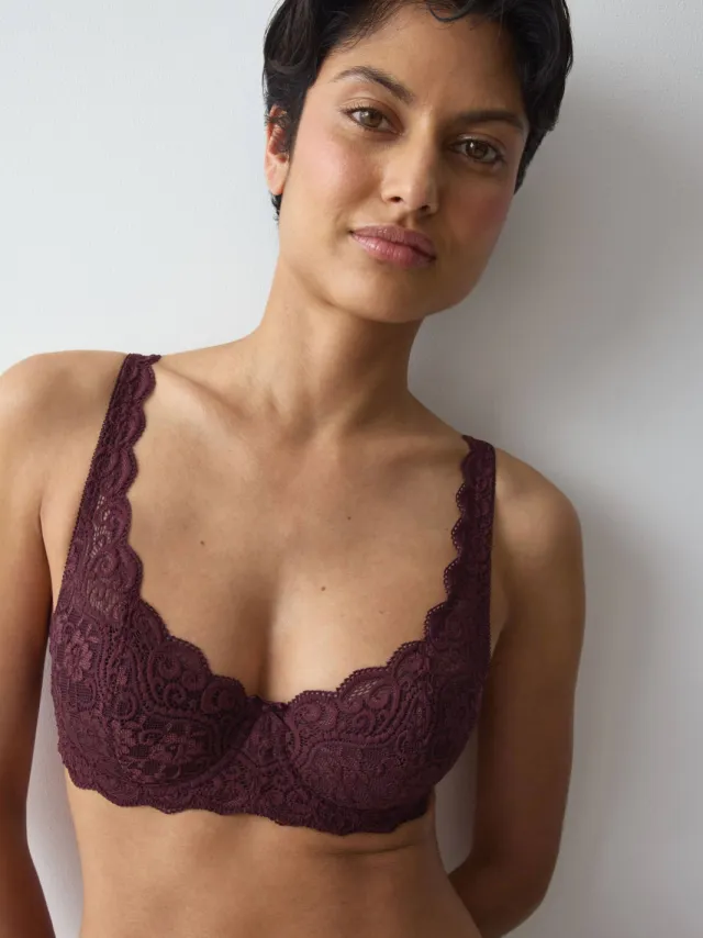 Triumph Amourette voorgevormde kanten beugel-bh aubergine, foto 3