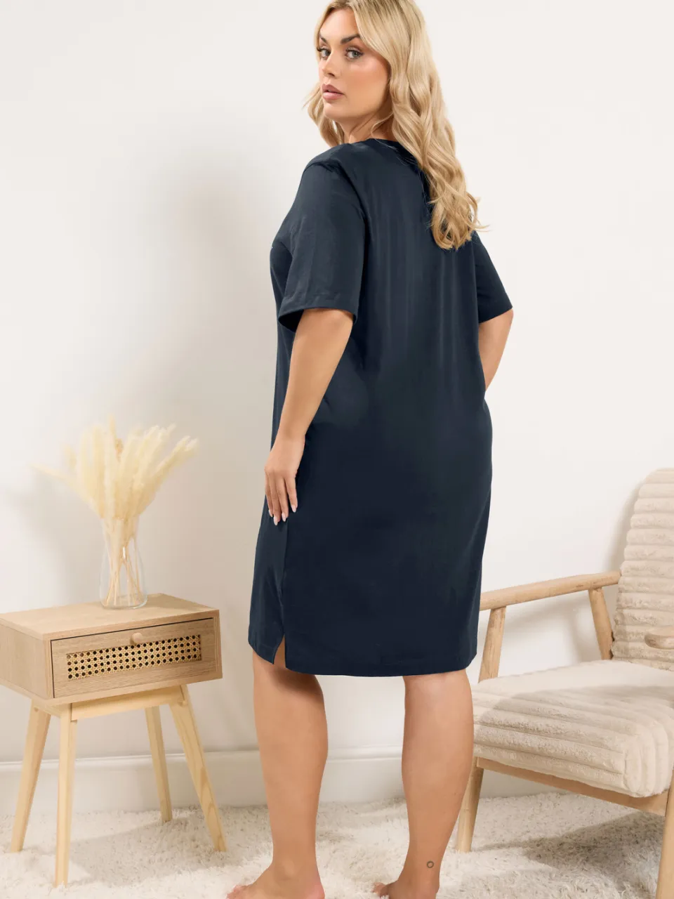 Yours Curve Marineblauw Nachthemd Met 'Shoot For The Stars'print-44, foto 3