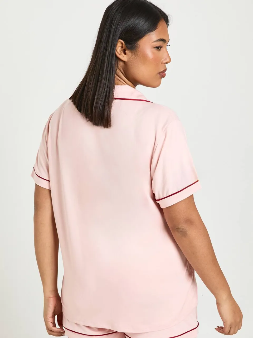 boohoo Dames Plus Jersey Pyjama Set Met Paspelbiezen Korte Mouwen En Short baby roze, foto 2