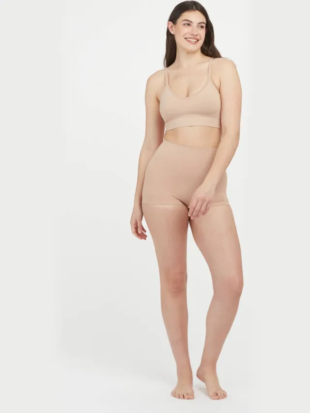 SPANX SPANXshape™ ExtraOrdinary seamless medium corrigerende Boyshort lichtbeige