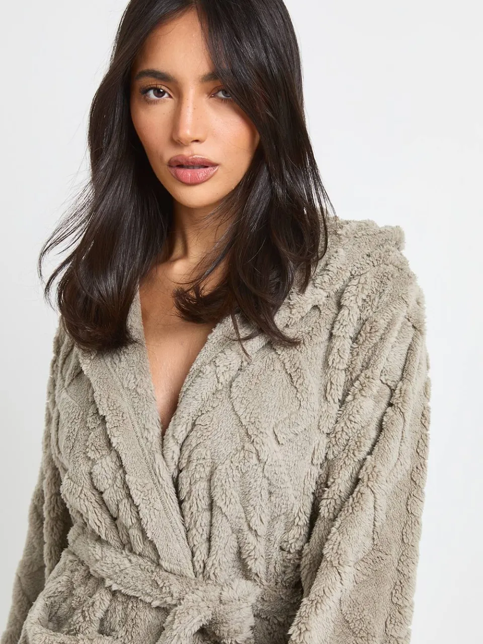 boohoo Dames Kabel Fleece Mini Capuchon Ochtendjas grijs, foto 2