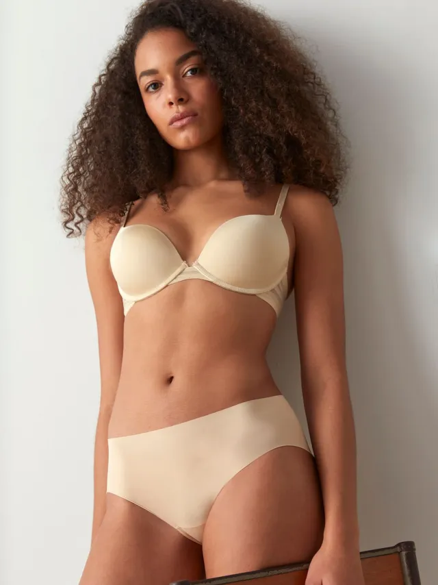 Penti Verstevigde Push-up Beha met Verwijderbare Bandjes Beige