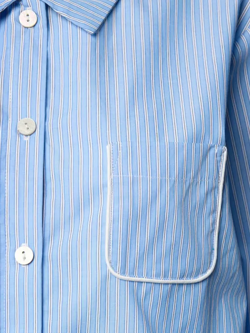 CCDK Copenhagen Relaxed fit pyjamabovendeel met borstzak, model 'Anni' blauw, foto 3