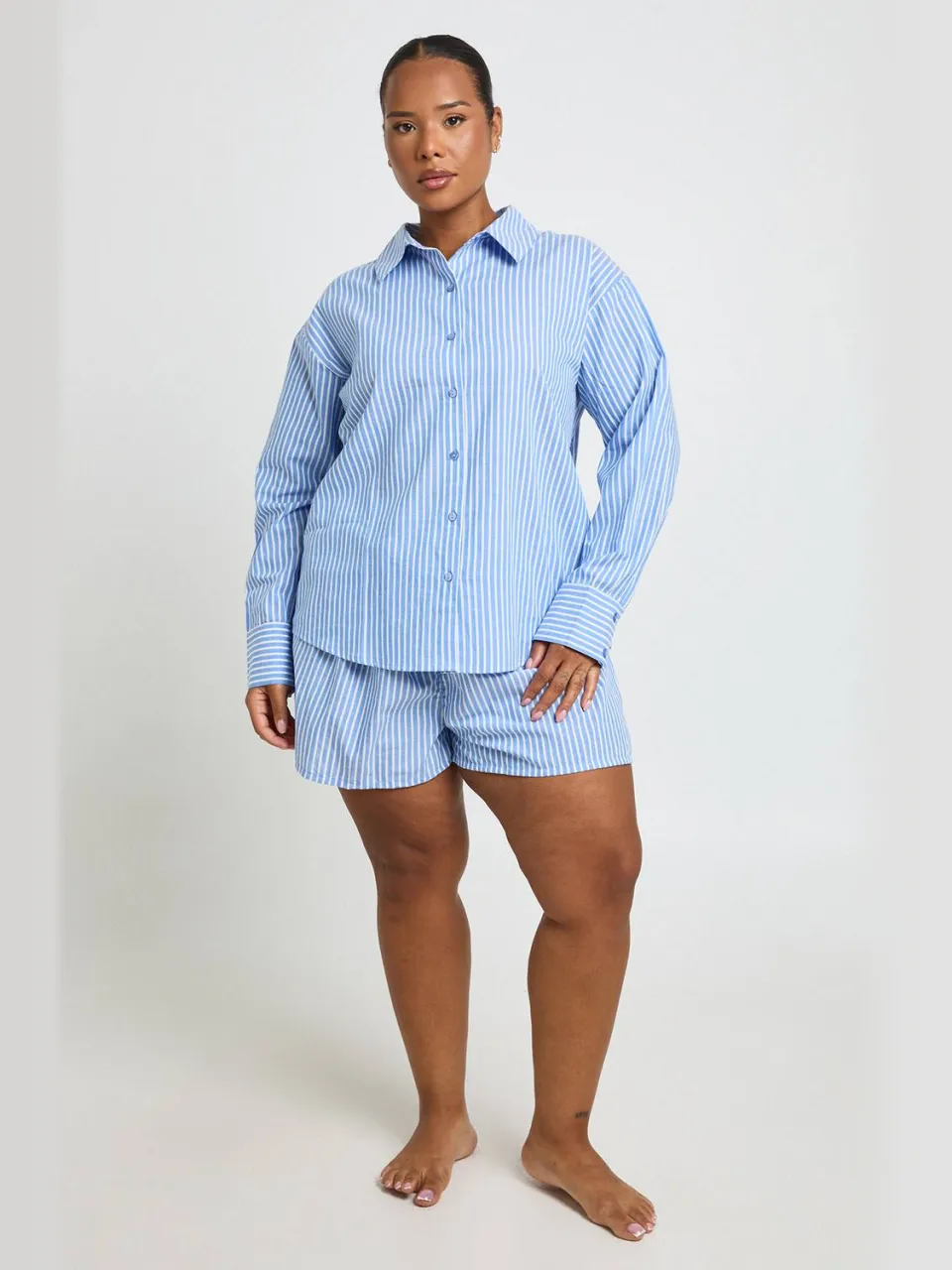 boohoo Dames Plus Katoenen Gestreept Oversized Pyjamashirt Blauw