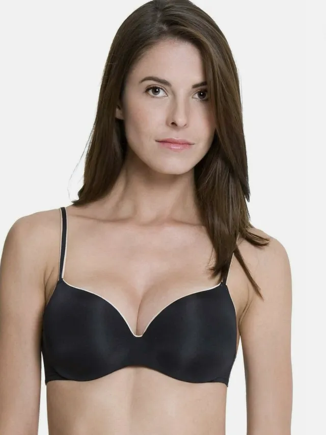 Chantelle licht padded beugel BH maat 70D zwart