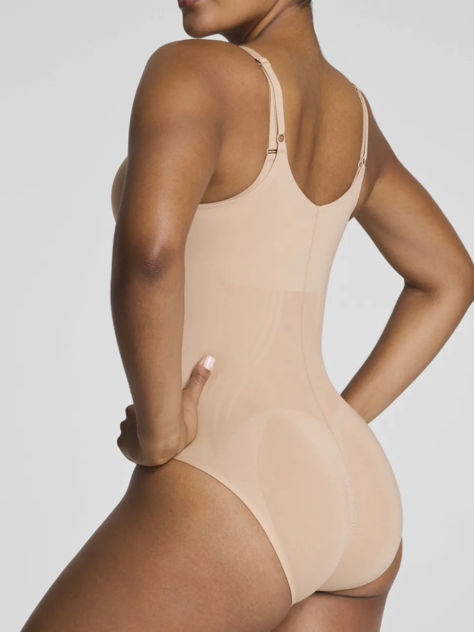 SPANX SPANXsculpt™ GoFigure seamless sterk corrigerende body Open Bust Bodysuit - lichtbeige, foto 6