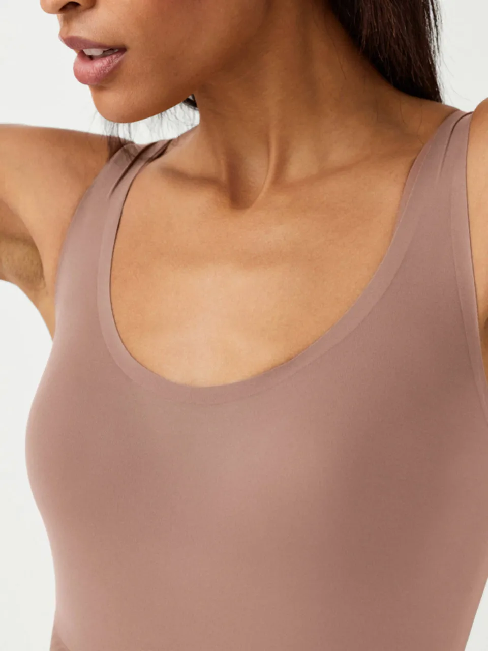 SPANX SPANXshape™ Invisible seamless medium corrigerende Tank Panty body donkerbeige, foto 6