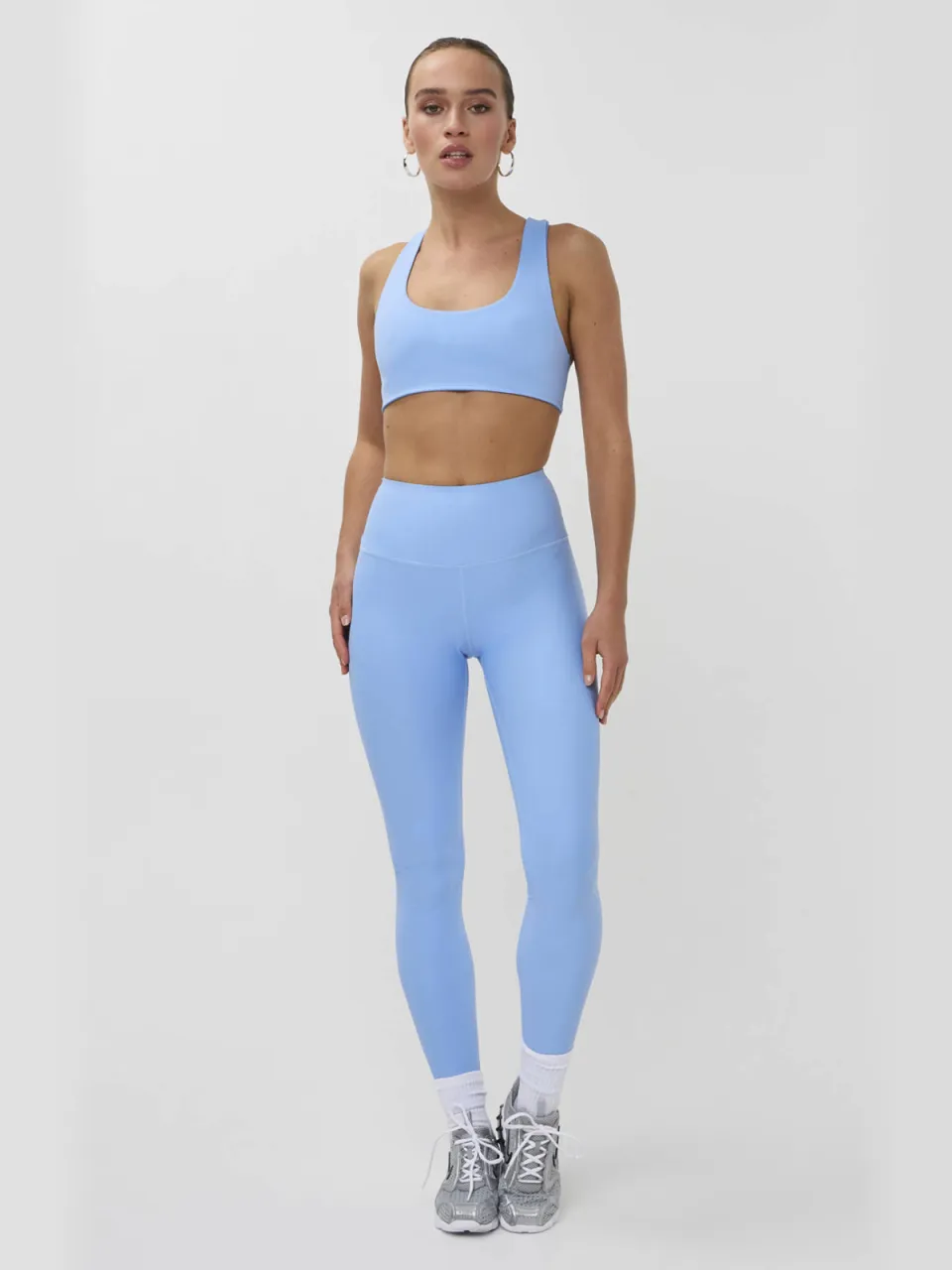 Studio AMAYA voorgevormde sport-bh medium support - lichtblauw