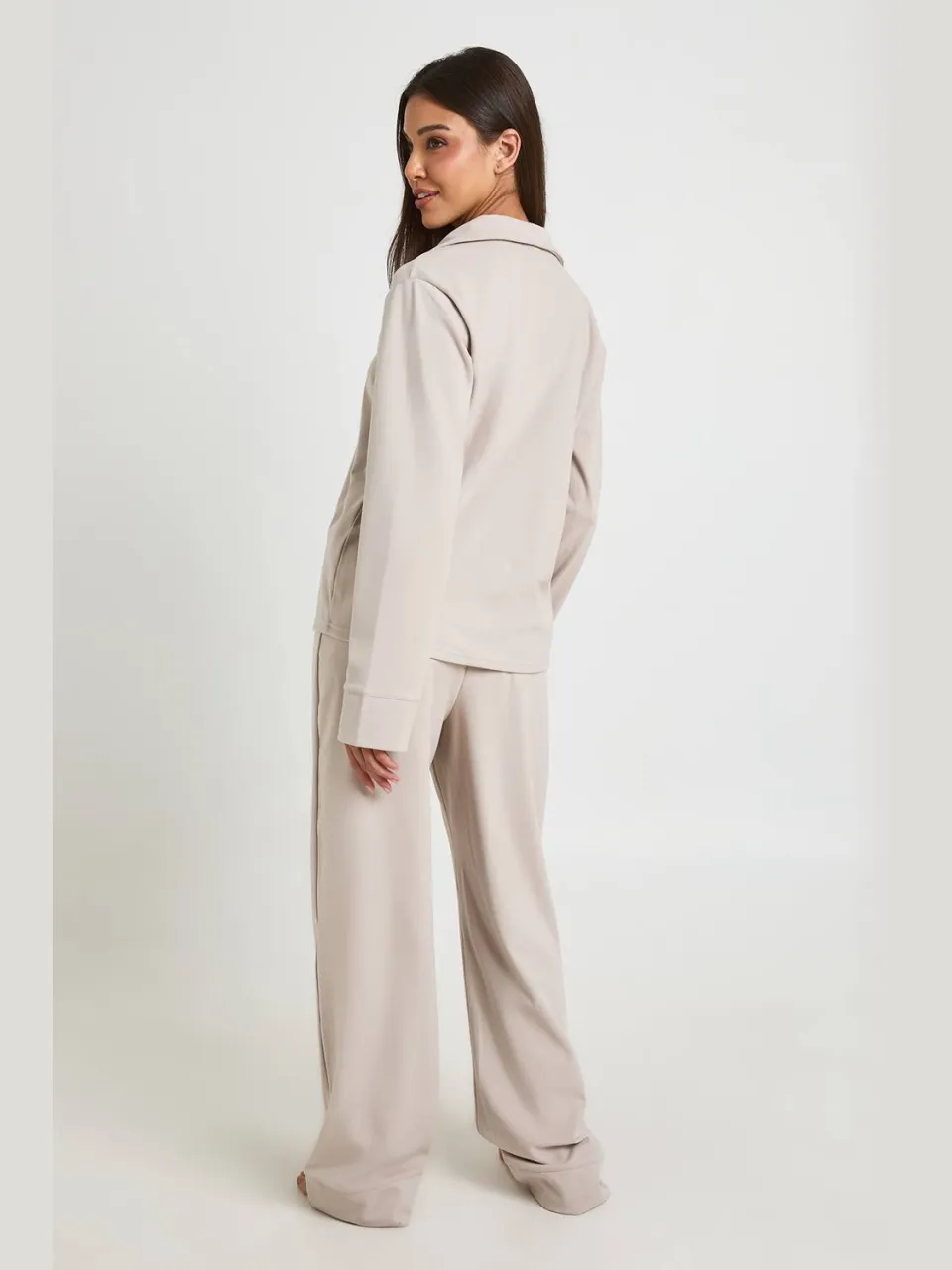 boohoo Dames Geborsteld Jersey Pyjama Set Met Shirt Met Lange Mouwen & Broek nerts, foto 2