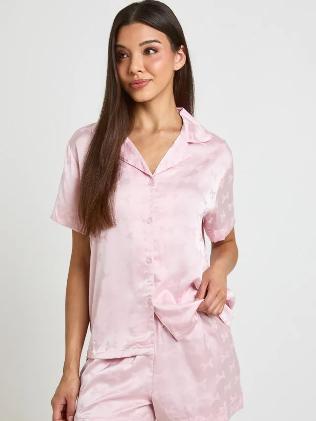 boohoo Dames Satijnen Pyjama Set Met Korte Mouwen En Strikjes Jacquard Lichtroze