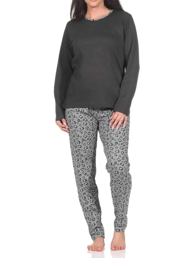 Normann dames pyjama met lange mouwen in prachtige dierenprintlook Allover