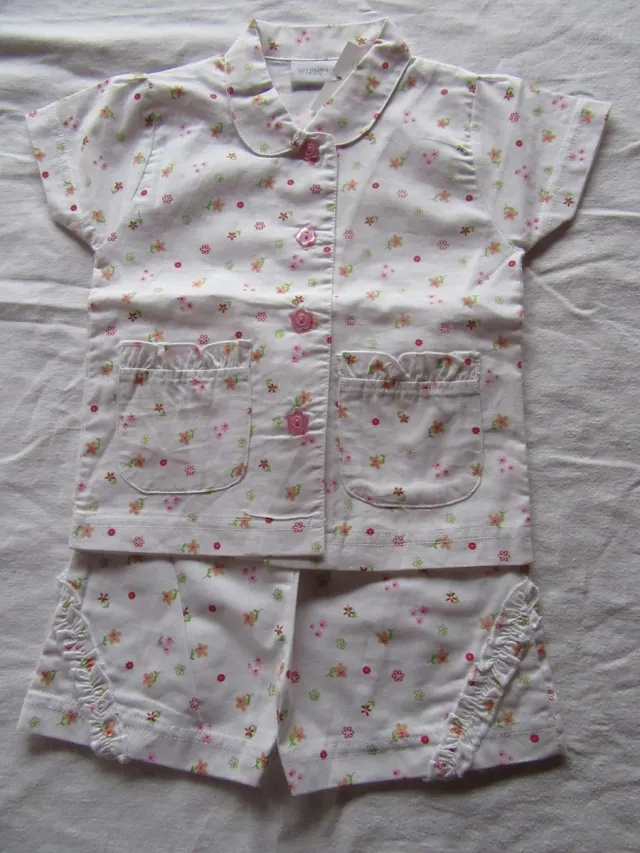 Wiplala , zomer pyjama, meisje , wit bloempje , open , 3 jaar 98