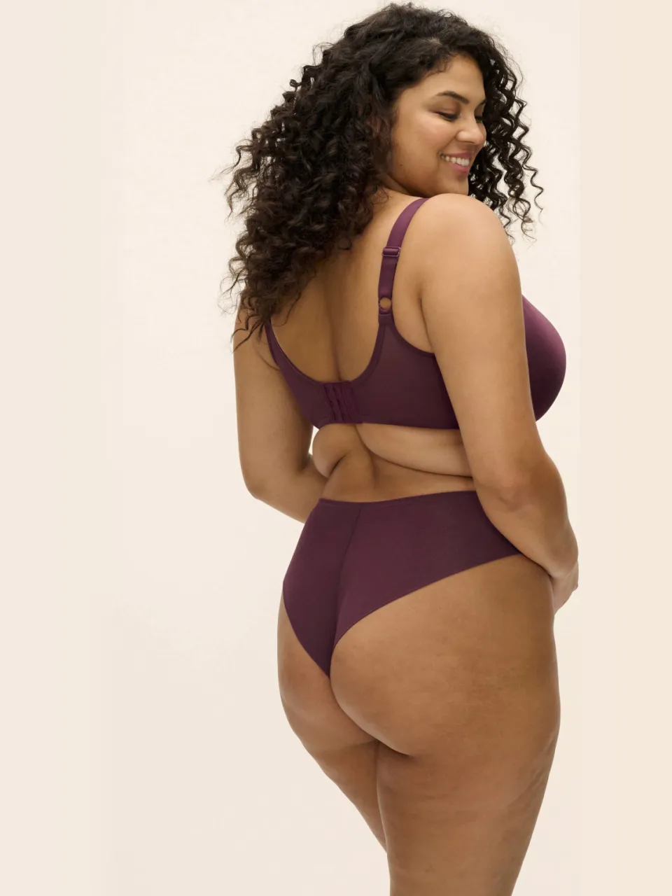 Elomi Smooth niet-voorgevormde beugel-bh aubergine, foto 4