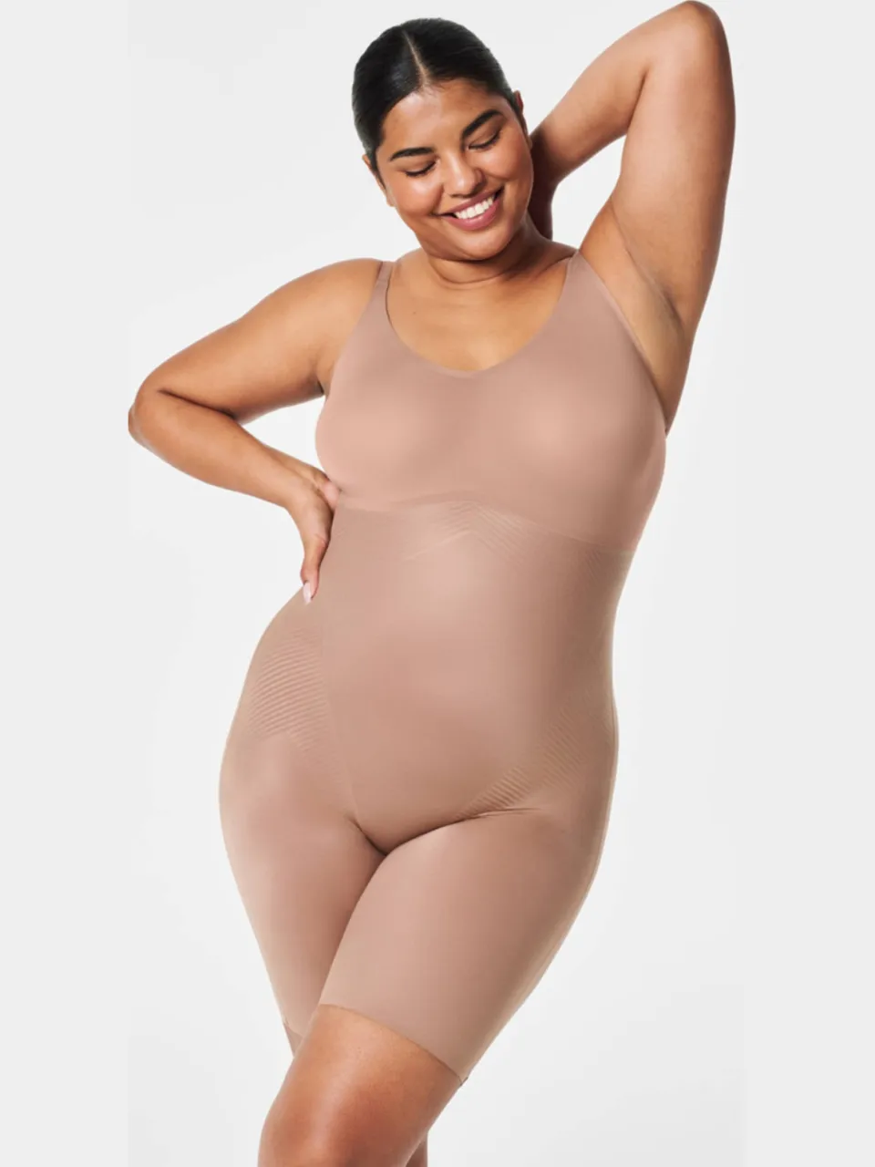 SPANX SPANXshape™ Invisible medium corrigerende Closed-Bust Mid-Thigh bodysuit donkerbeige, foto 3