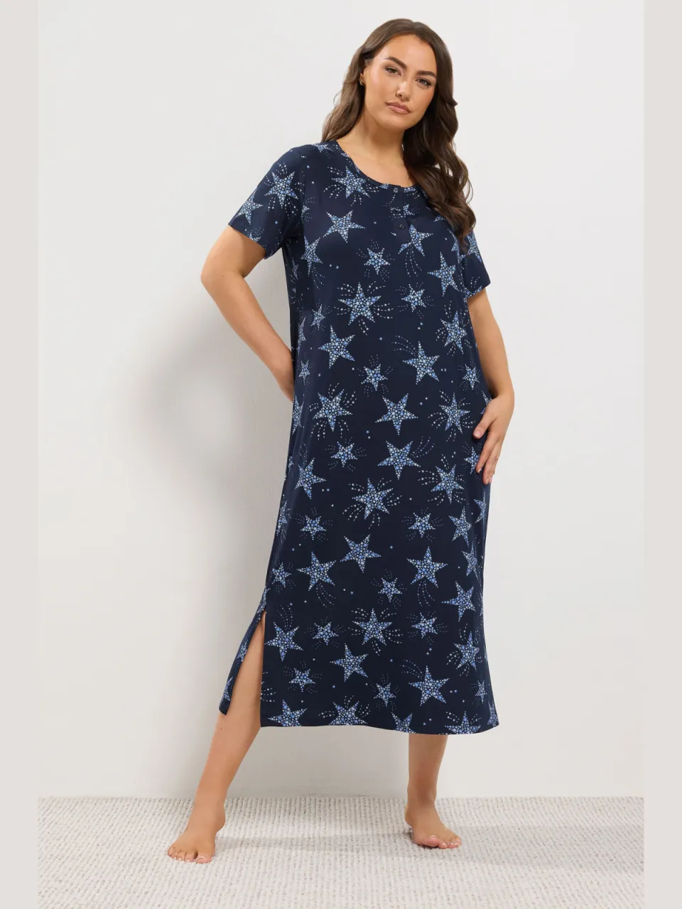 Yours Curve Midaxi Nachthemd Met Ster En Knoopsluiting In Marineblauw-60, foto 2