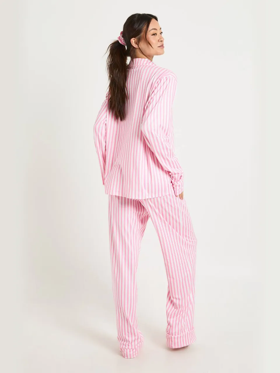boohoo Dames Tall Snoepstreep Lange Mouw Shirt & Broek 3-Delige Pyjama Set roze, foto 2