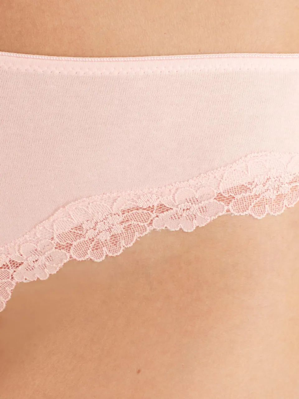 Brazilian slip met kant zwart, wit en roze, foto 3