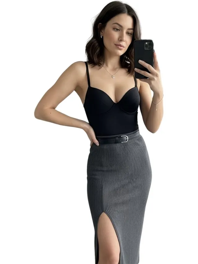 Currero Bodysuit Dames - Shapewear - Bodystocking - Corrigerende Body - Ingebouwde BH - Vormgevend & Afslankend Effect - Zwart