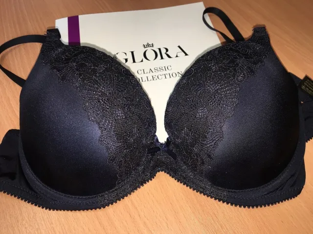 MILENKA donkerblauwe push-up BH