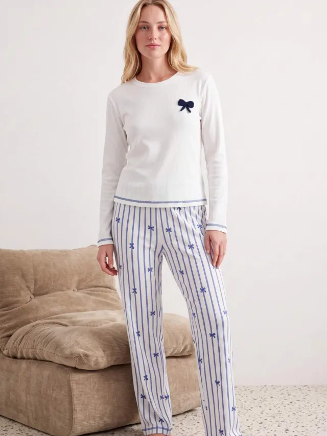 Trendyol TRENDYOLMİLLA Dames 2-pack Wit Hart- Lang, Regular fit Pyjama- Sets