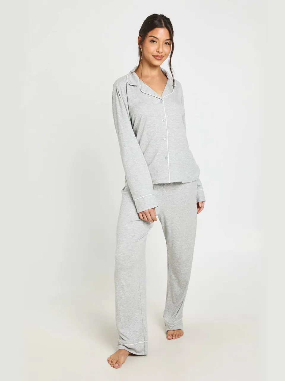 boohoo Dames Zachte Geribbelde Pyjama Set Met Paspeldetail, Shirt Met Lange Mouwen & Broek grijze mergel, foto 3