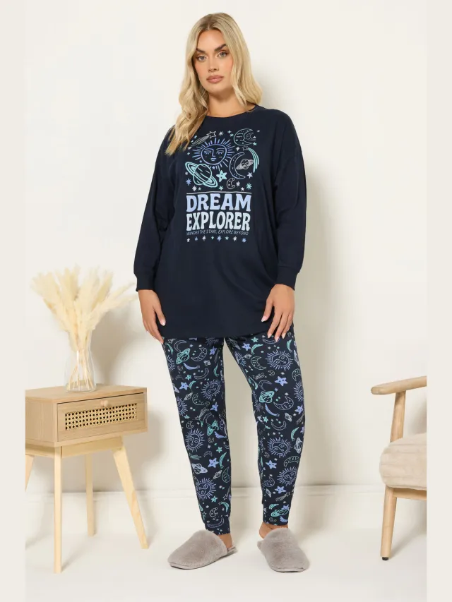 Yours Marineblauwe 'Dream Explorer' Pyjamaset Met Manchetten-44, foto 2