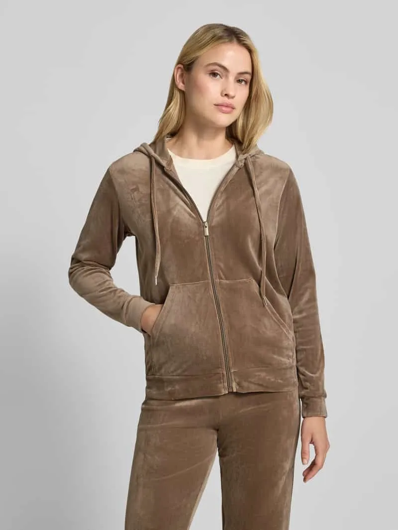 b.Young Twinset met kangoeroezak model 'MITZA SET' lichtbruin, foto 4